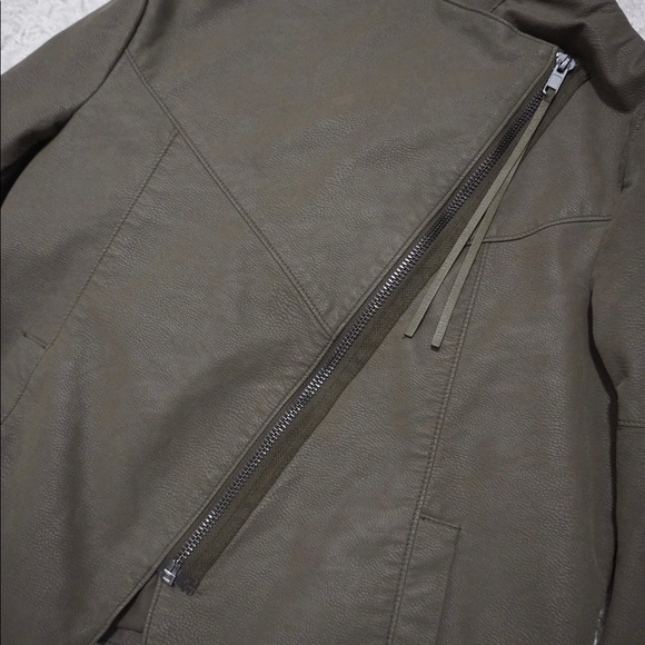 H&M Olive Green Jacket - Picture 4 of 16